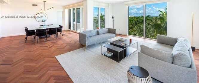 Small Image of 445 GRAND BAY DR #602, Key Biscayne Number 3