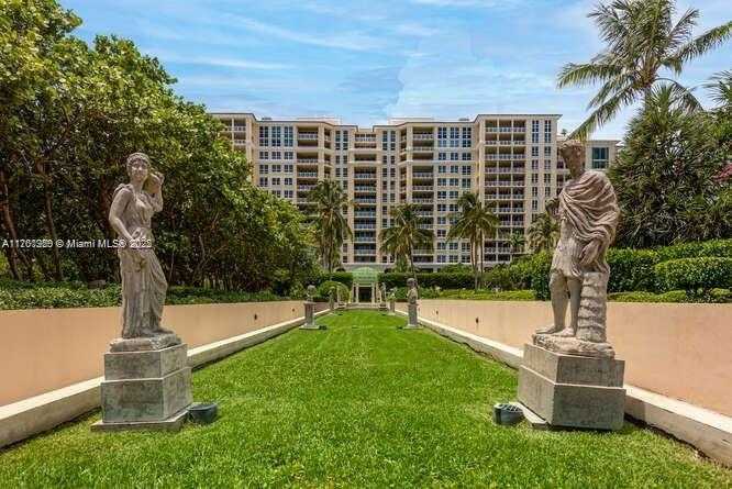 Small Image of 445 GRAND BAY DR #602, Key Biscayne Number 38