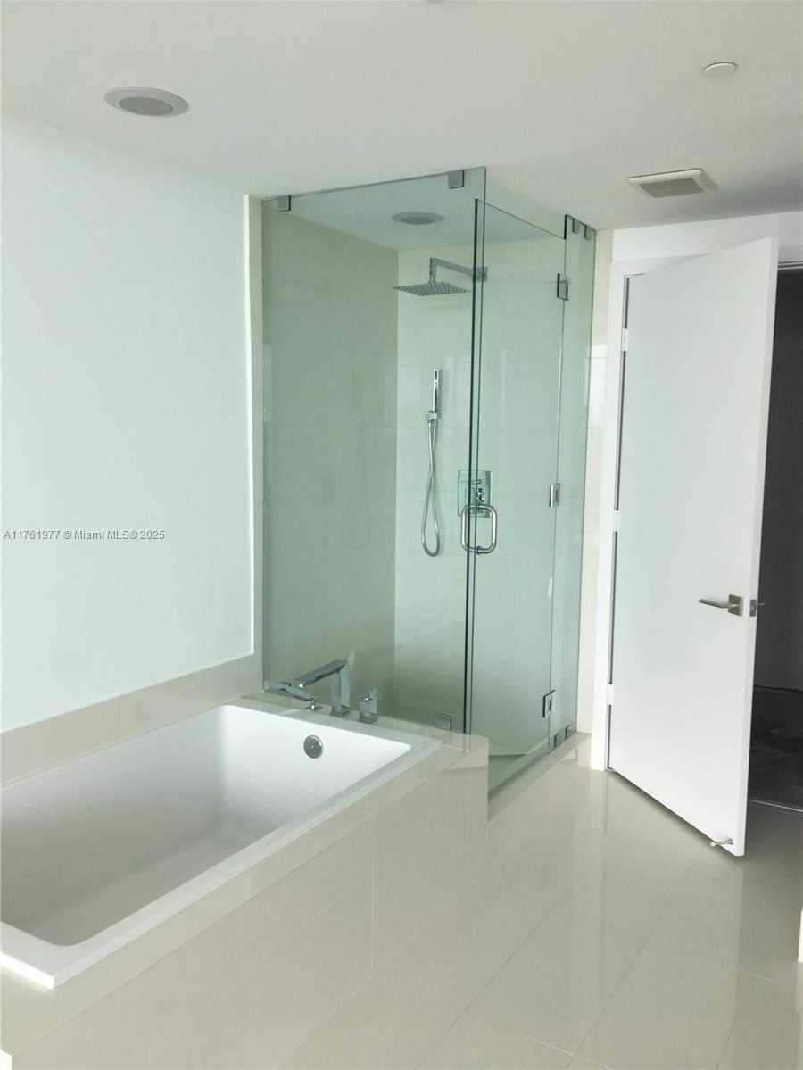 Small Image of 650 NORTH EAST 32ND ST #1504, Miami Number 7