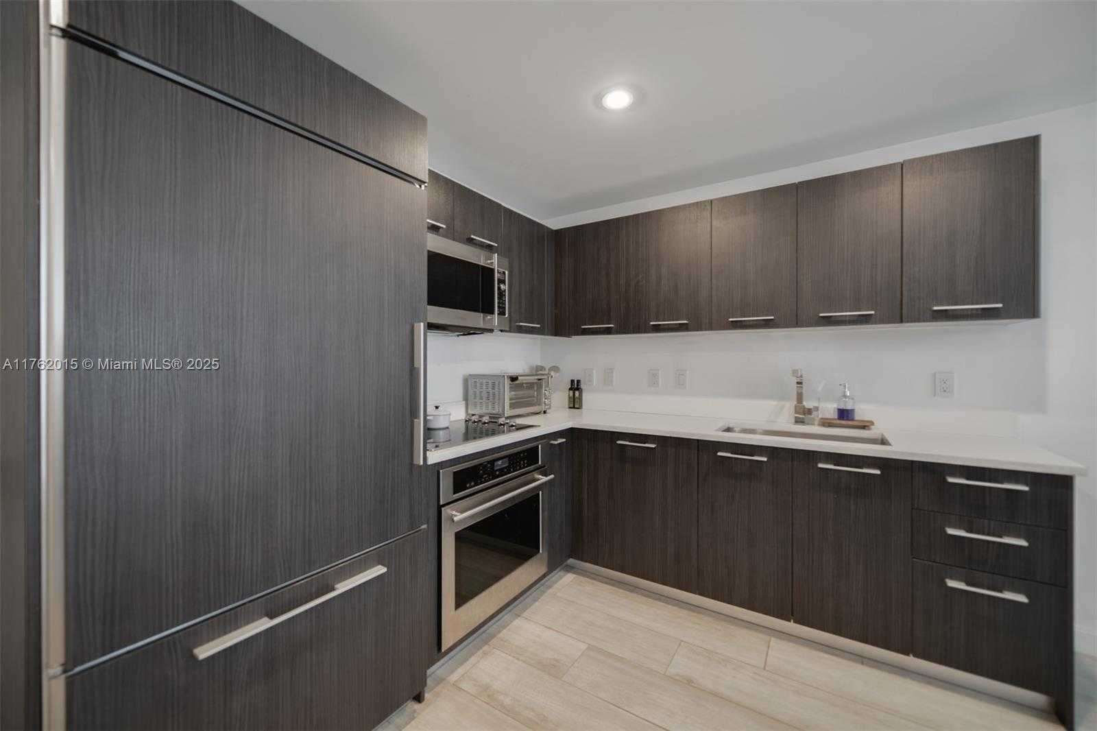 Small Image of 45 SOUTH WEST 9TH ST #1107, Miami Number 11