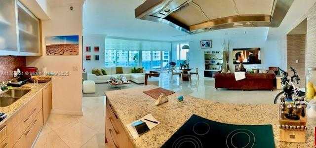 Small Image of 1800 SOUTH OCEAN DR #3310, Hallandale Beach Number 5