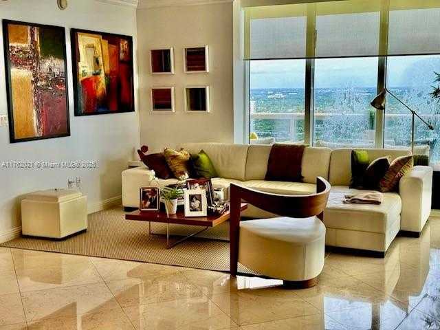 Small Image of 1800 SOUTH OCEAN DR #3310, Hallandale Beach Number 7