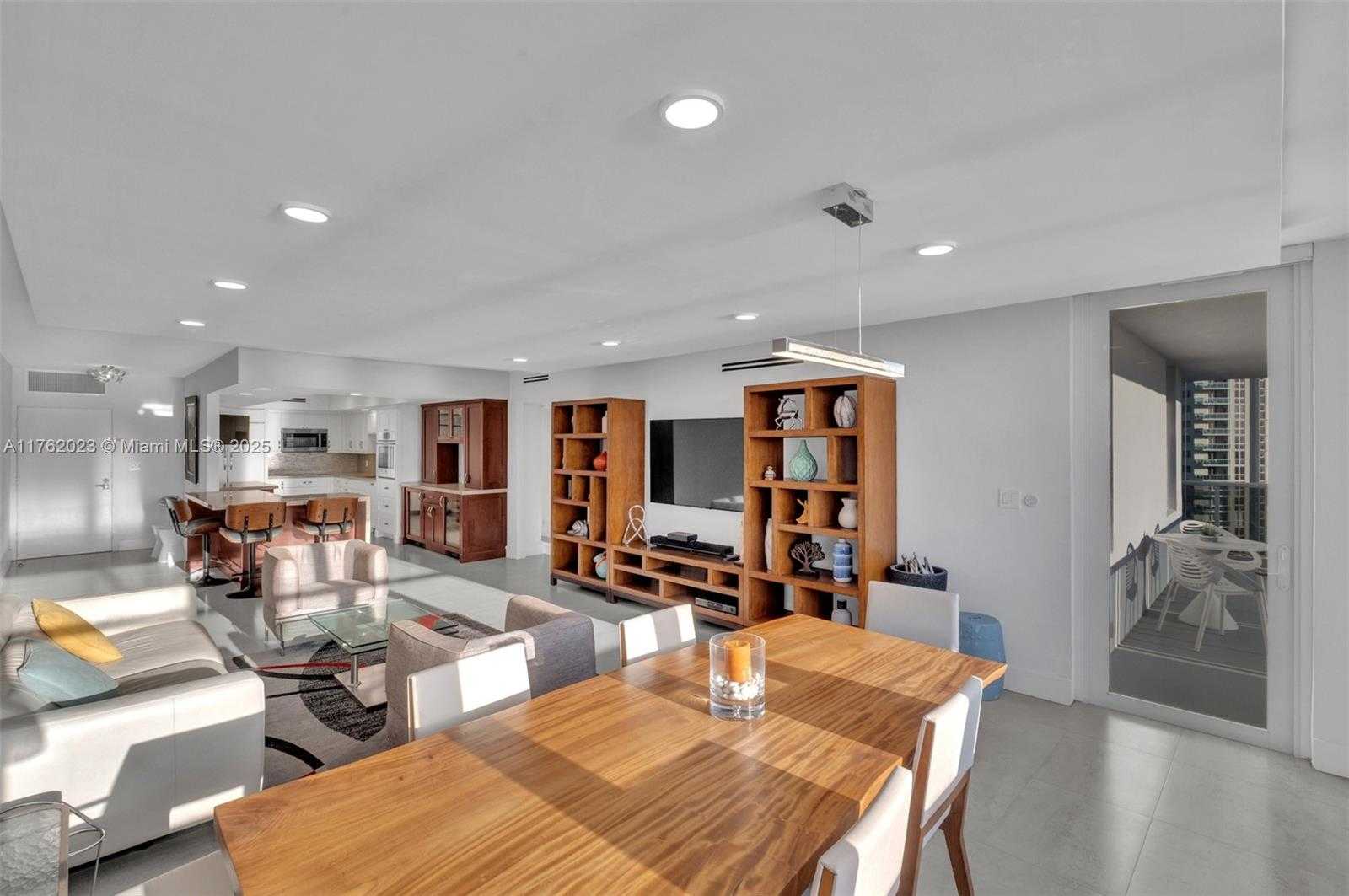 Small Image of 3725 SOUTH OCEAN DR #1024, Hollywood Number 10