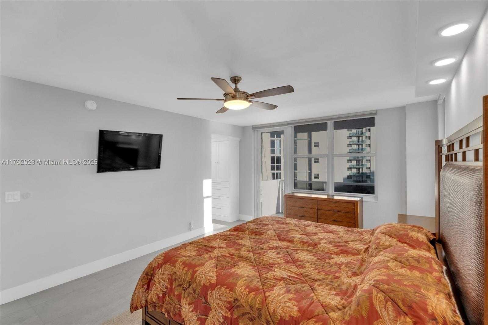Small Image of 3725 SOUTH OCEAN DR #1024, Hollywood Number 14