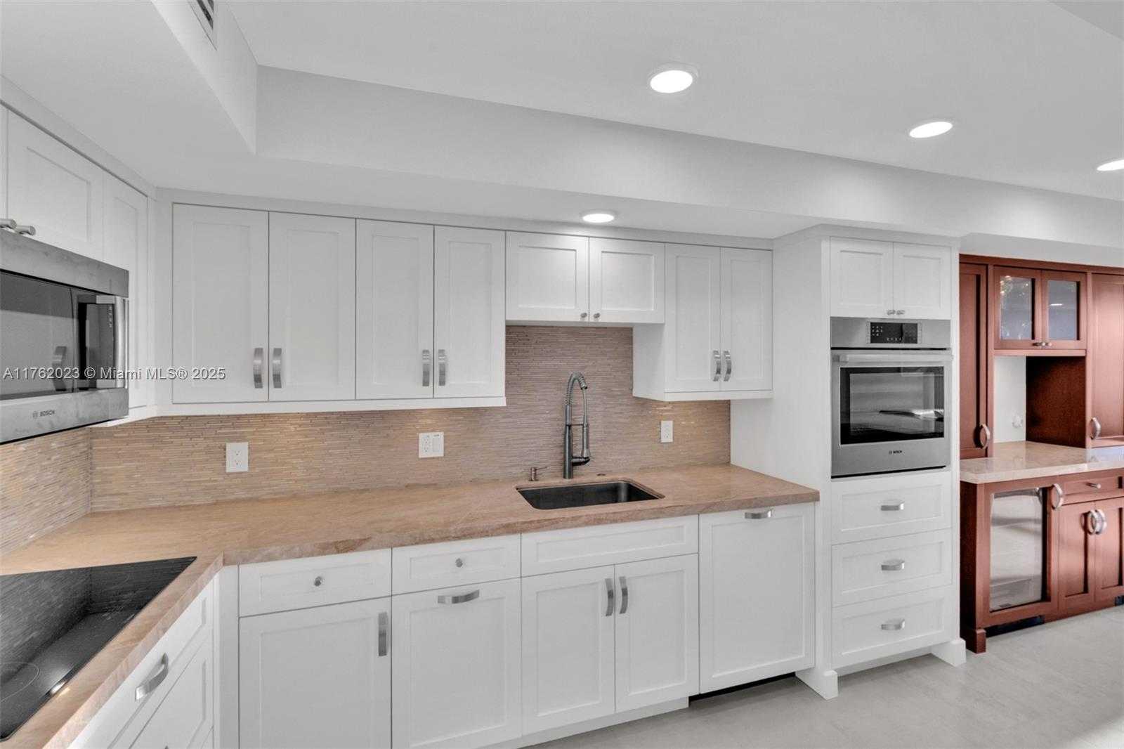 Small Image of 3725 SOUTH OCEAN DR #1024, Hollywood Number 6