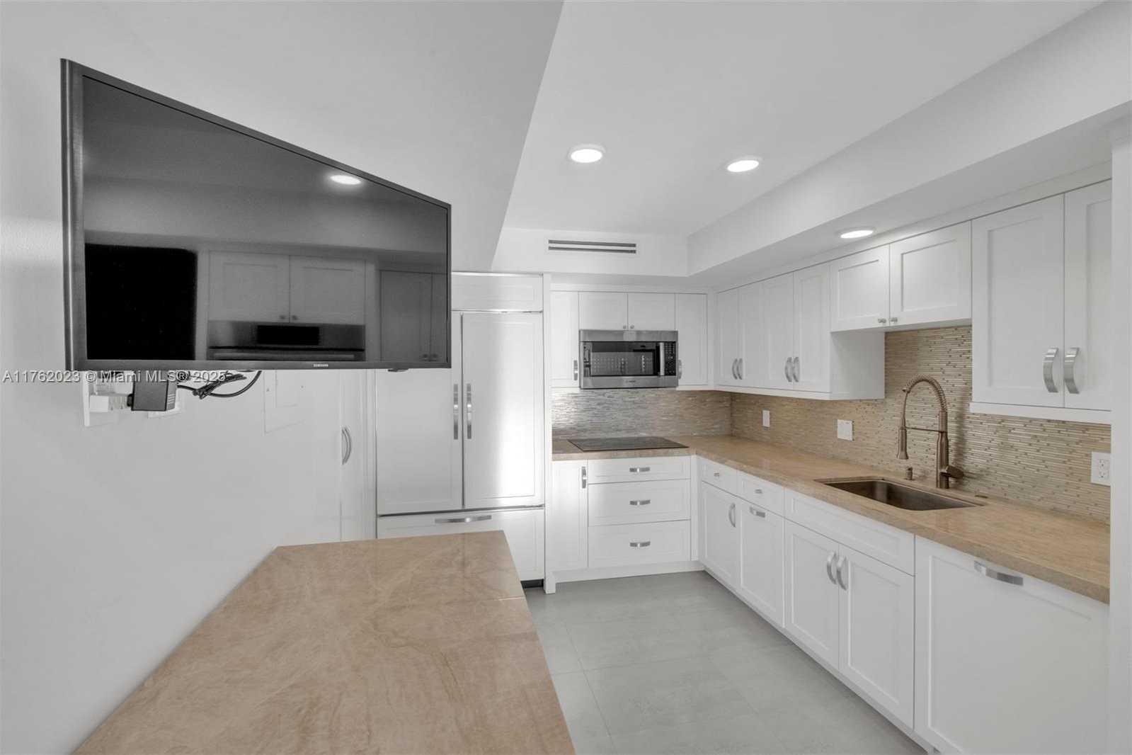 Small Image of 3725 SOUTH OCEAN DR #1024, Hollywood Number 7