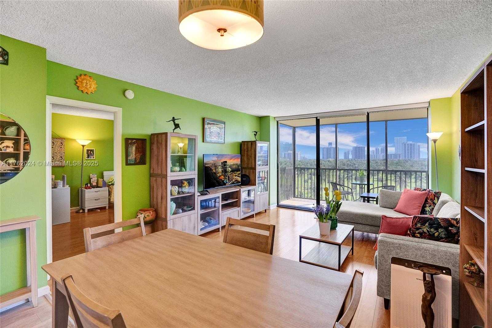 Small Image of 20335 WEST COUNTRY CLUB DR #805, Aventura Number 11