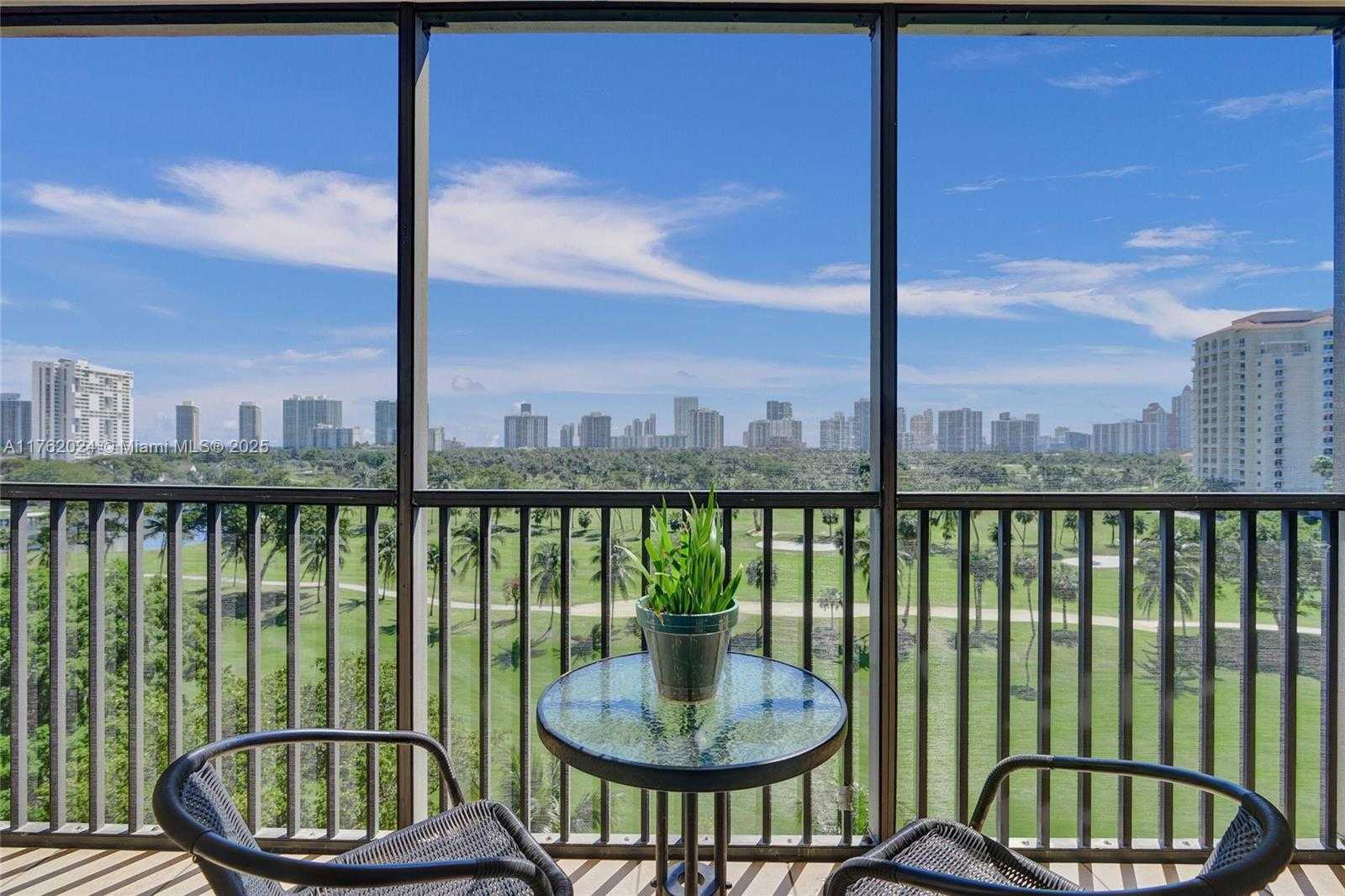 Small Image of 20335 WEST COUNTRY CLUB DR #805, Aventura Number 13