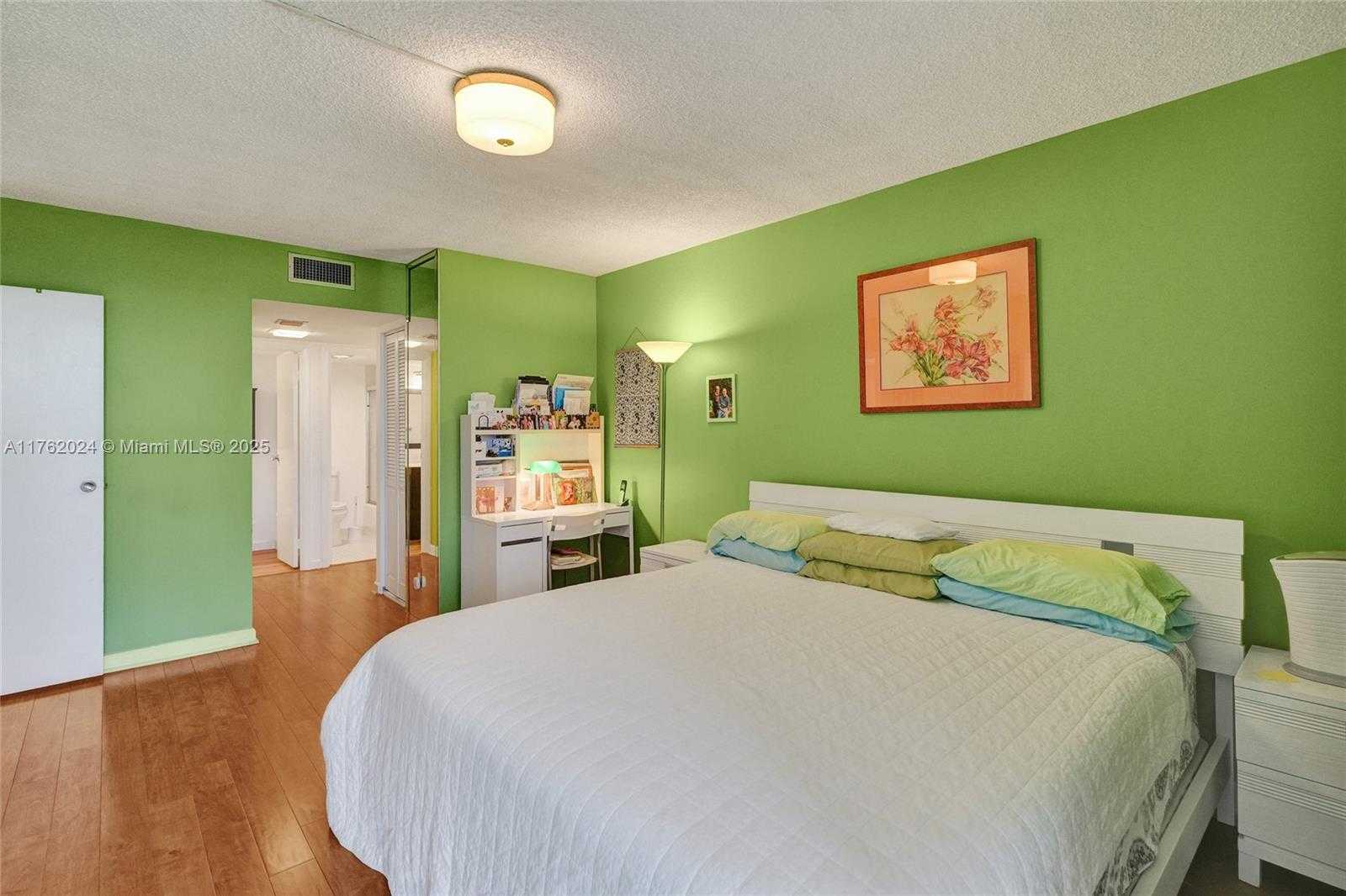 Small Image of 20335 WEST COUNTRY CLUB DR #805, Aventura Number 19