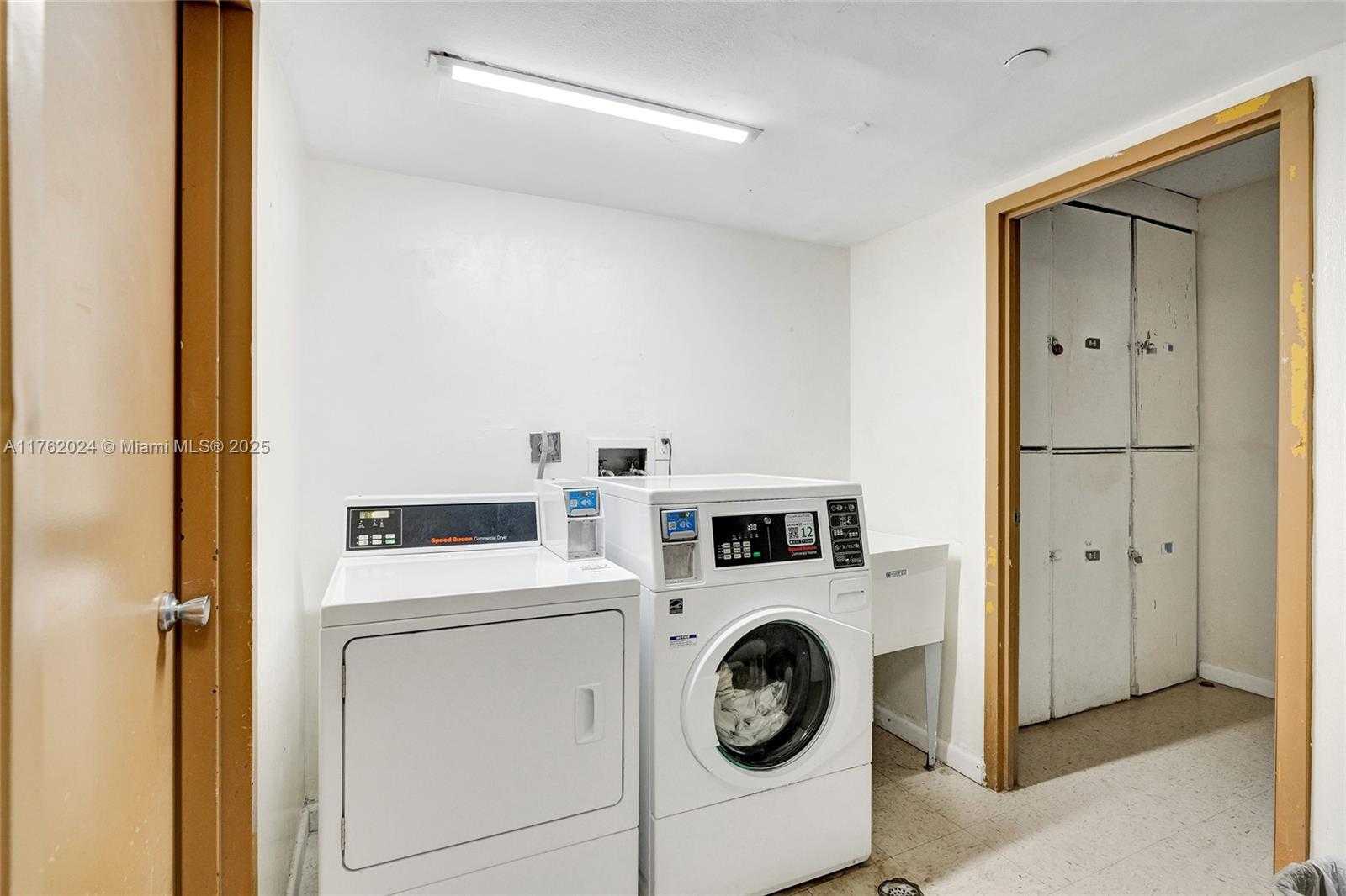 Small Image of 20335 WEST COUNTRY CLUB DR #805, Aventura Number 21