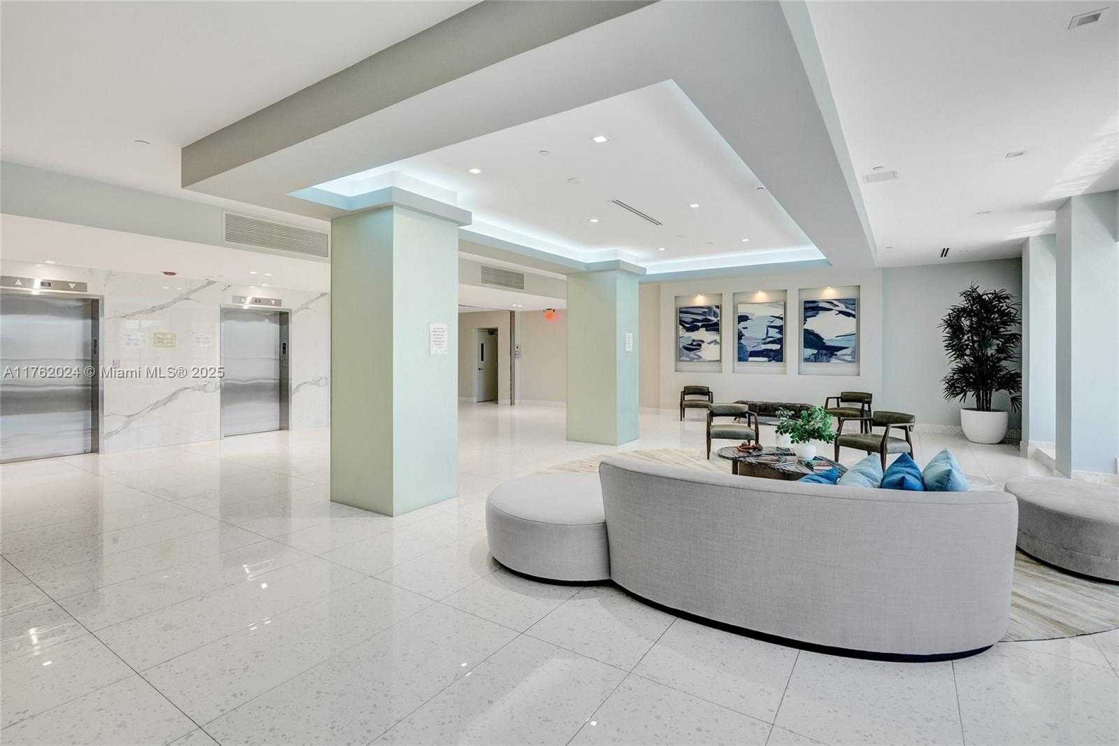 Small Image of 20335 WEST COUNTRY CLUB DR #805, Aventura Number 23