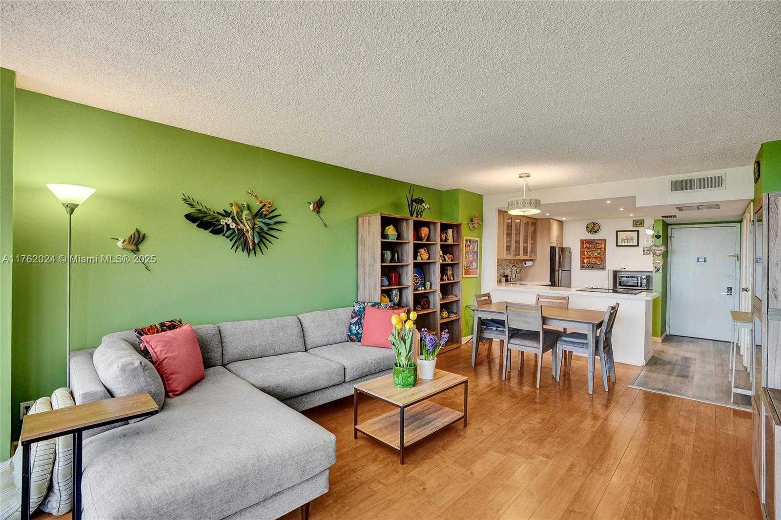Small Image of 20335 WEST COUNTRY CLUB DR #805, Aventura Number 5