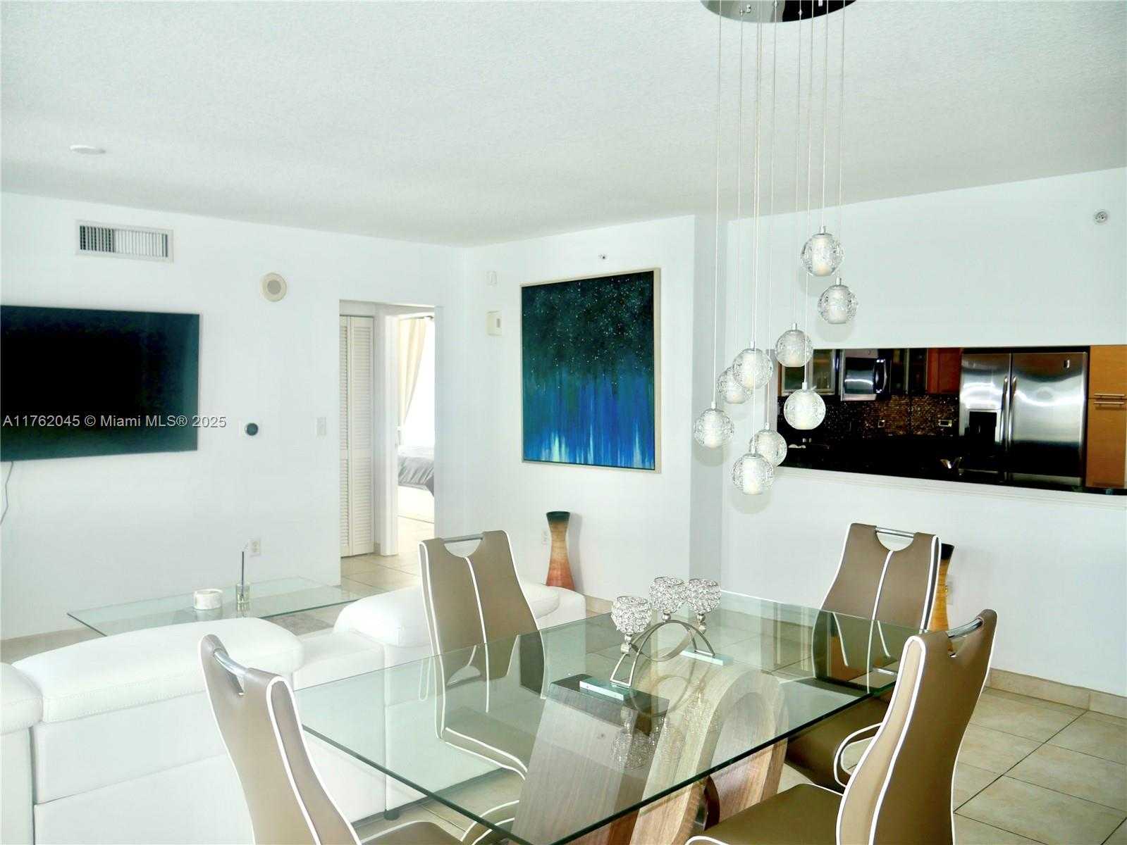 Small Image of 31 SOUTH EAST 5TH ST #2611, Miami Number 10