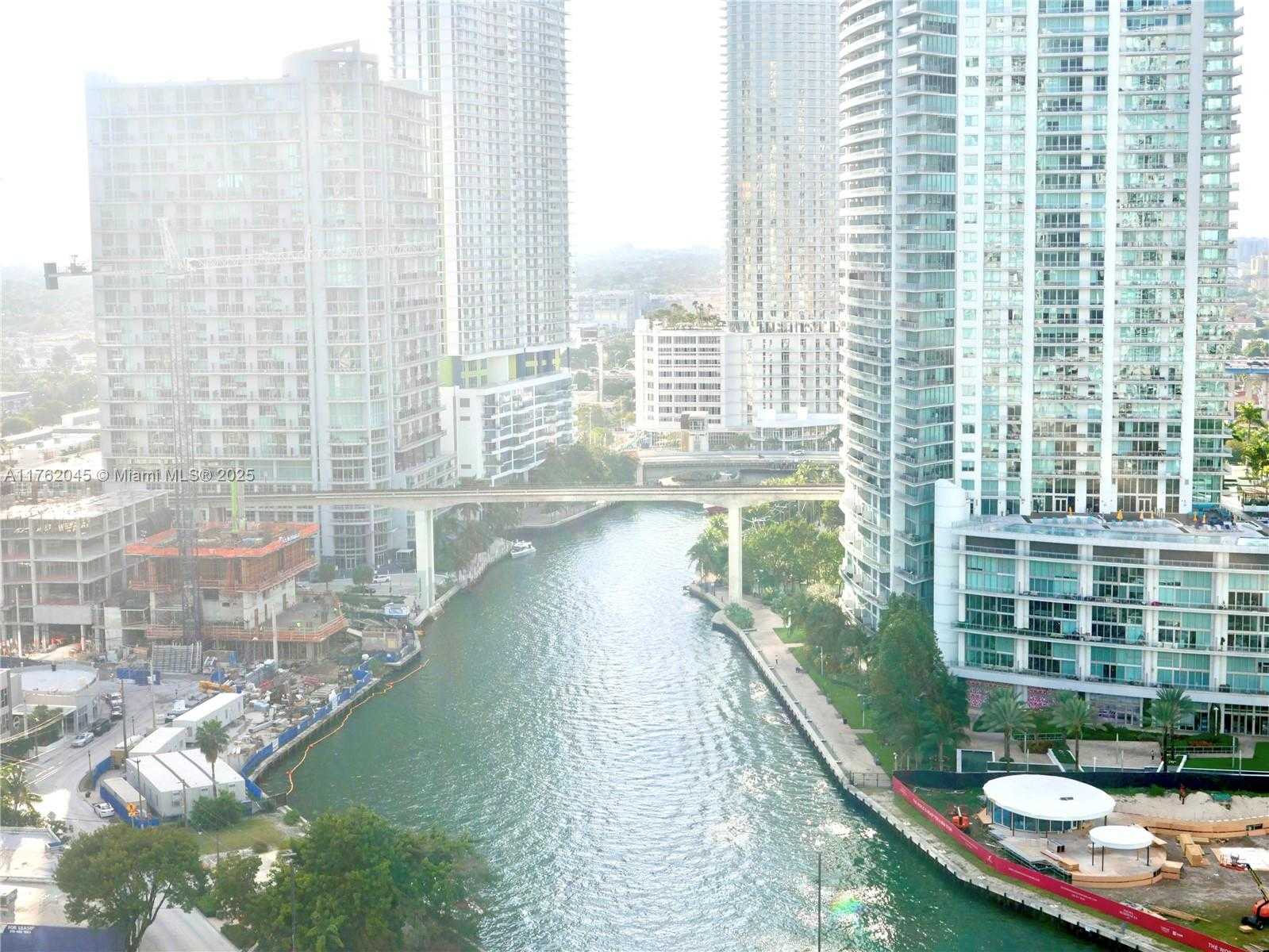 Small Image of 31 SOUTH EAST 5TH ST #2611, Miami Number 22