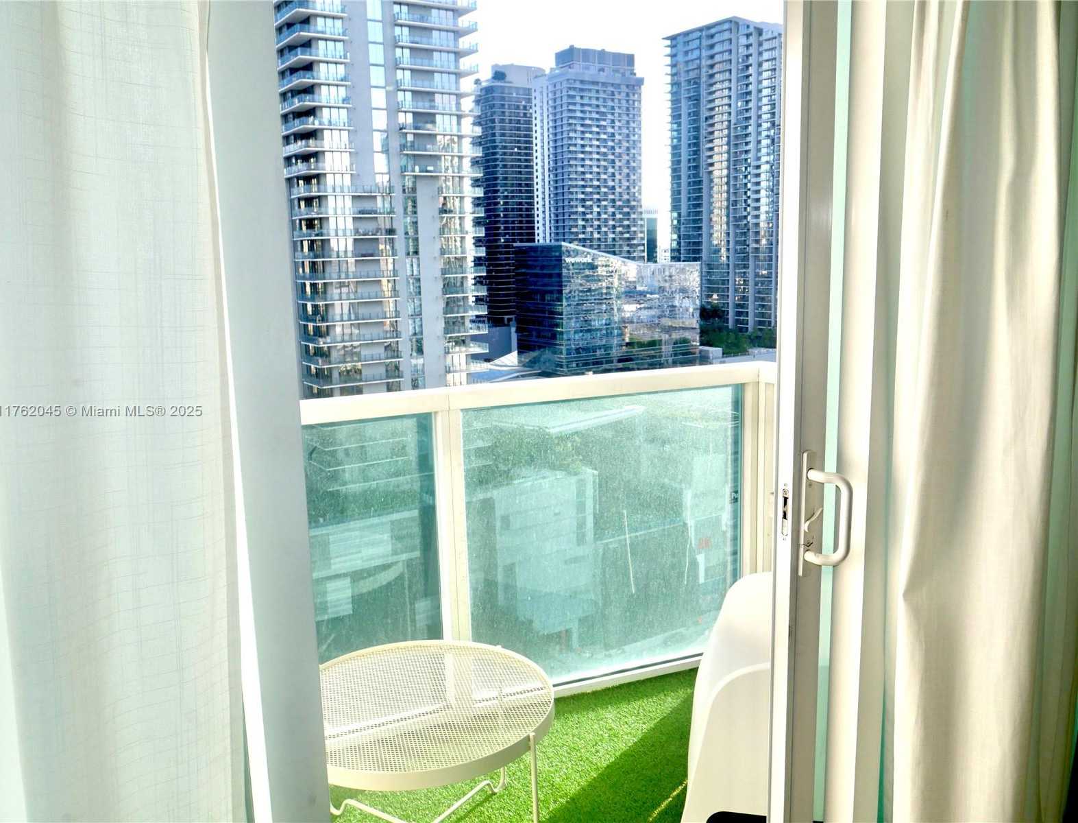 Small Image of 31 SOUTH EAST 5TH ST #2611, Miami Number 34