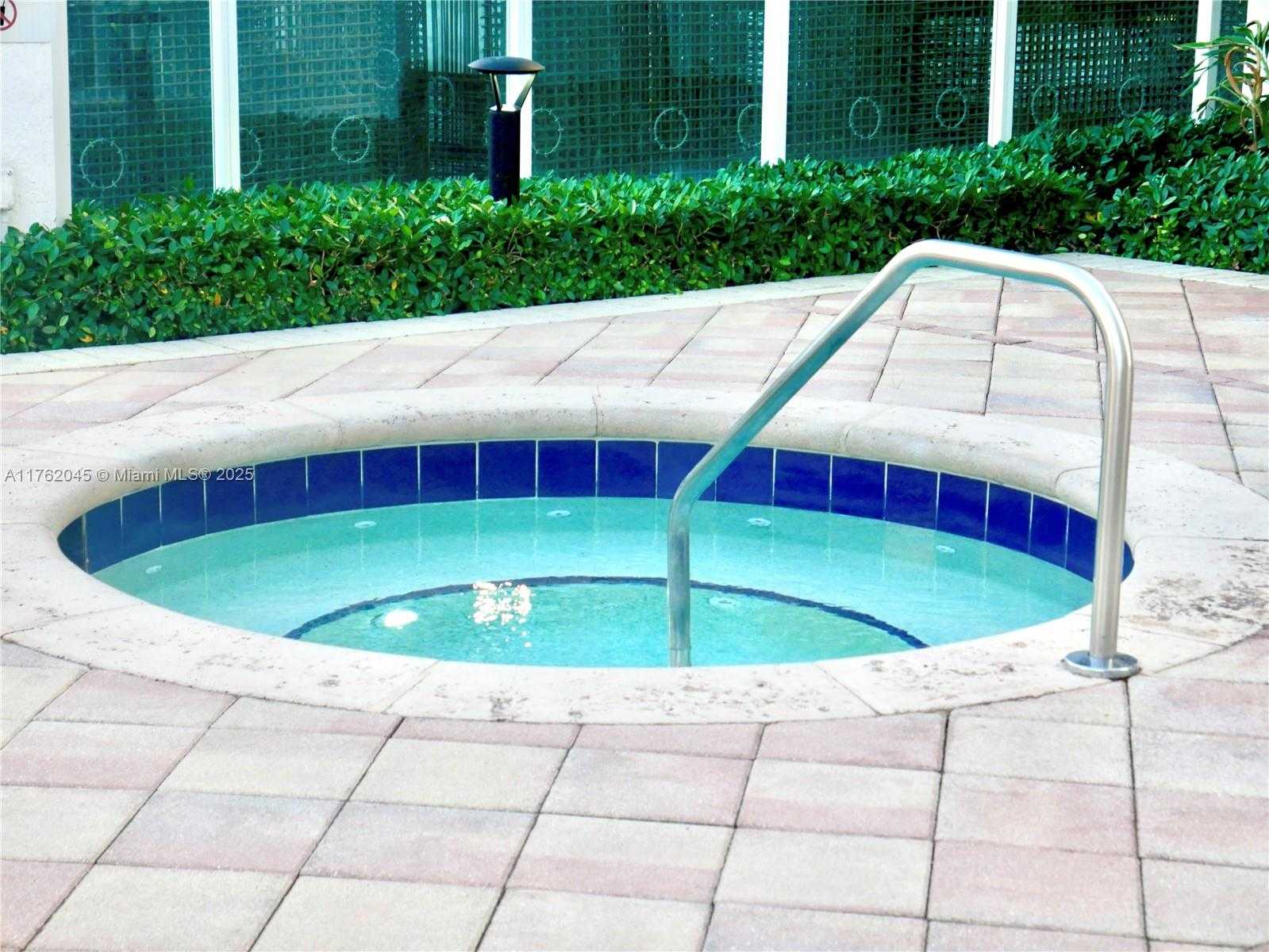 Small Image of 31 SOUTH EAST 5TH ST #2611, Miami Number 46