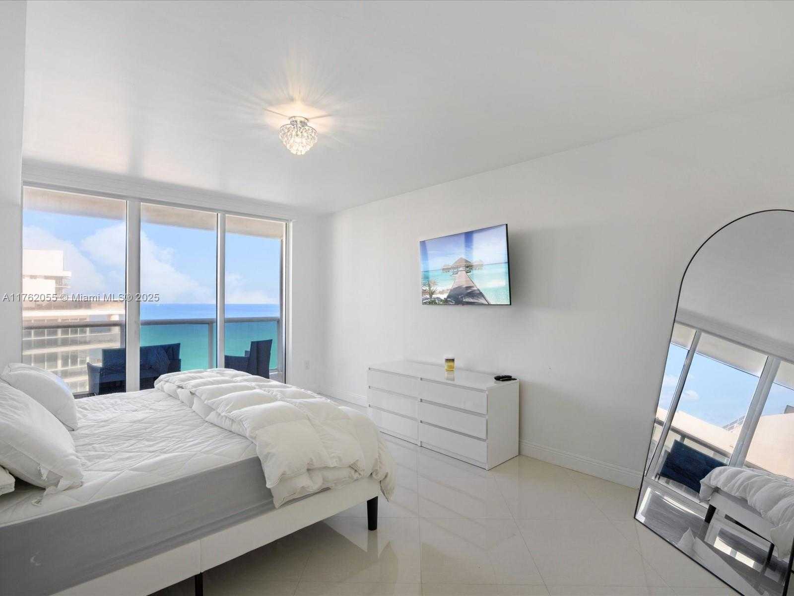 Small Image of 1830 SOUTH OCEAN DR #4508, Hallandale Beach Number 19