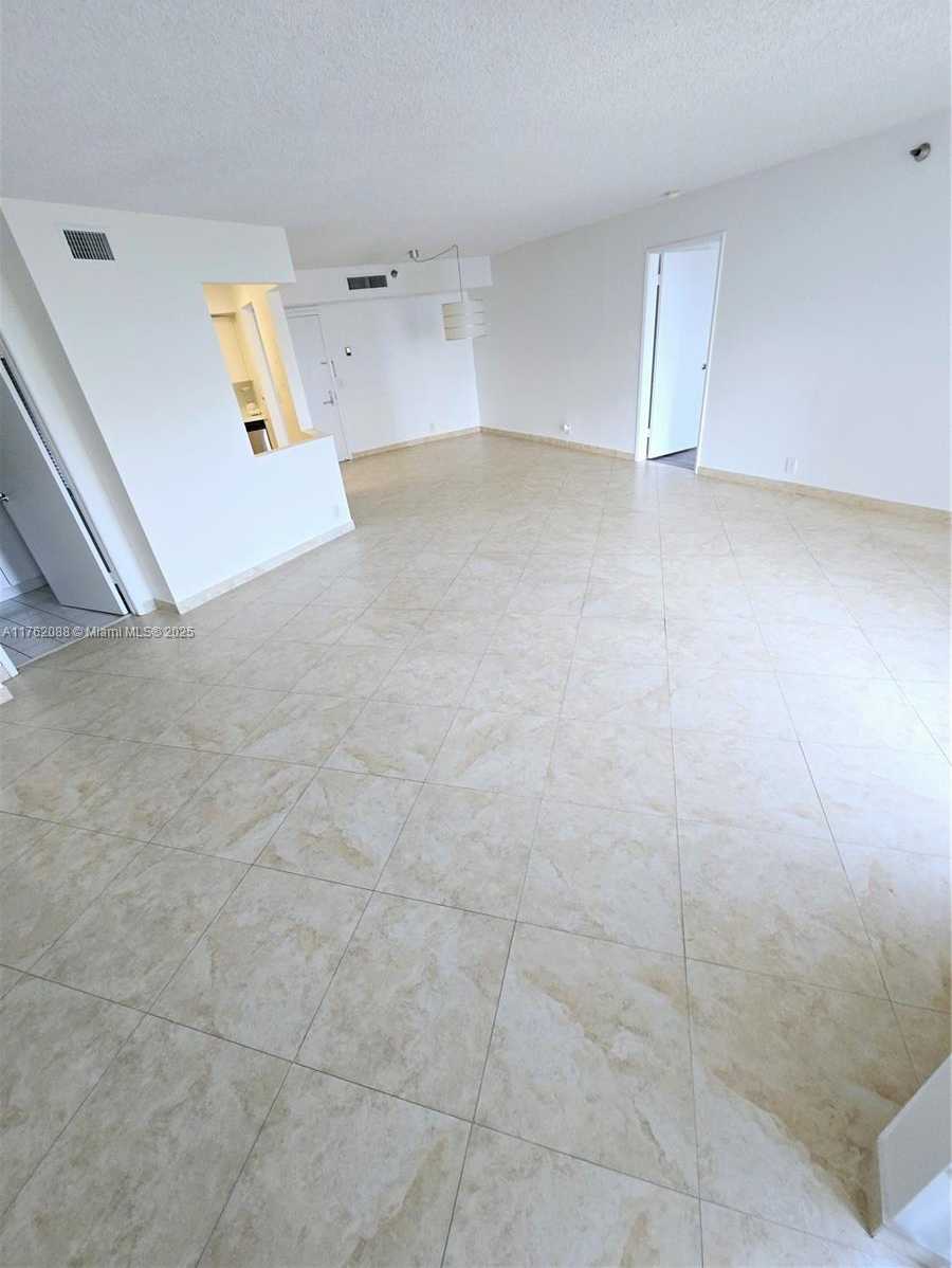 Small Image of 3300 NORTH EAST 191ST ST #609, Aventura Number 11