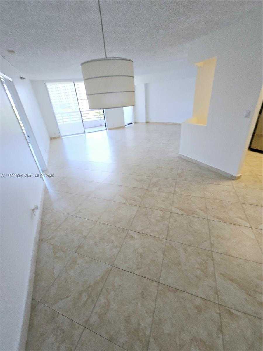 Small Image of 3300 NORTH EAST 191ST ST #609, Aventura Number 15