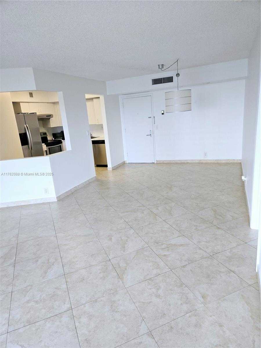 Small Image of 3300 NORTH EAST 191ST ST #609, Aventura Number 2