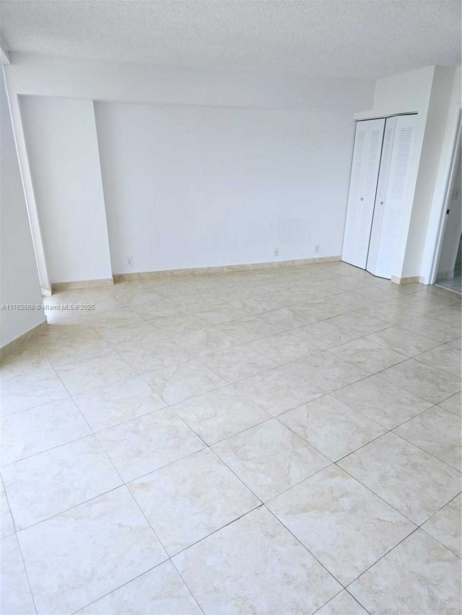 Small Image of 3300 NORTH EAST 191ST ST #609, Aventura Number 6