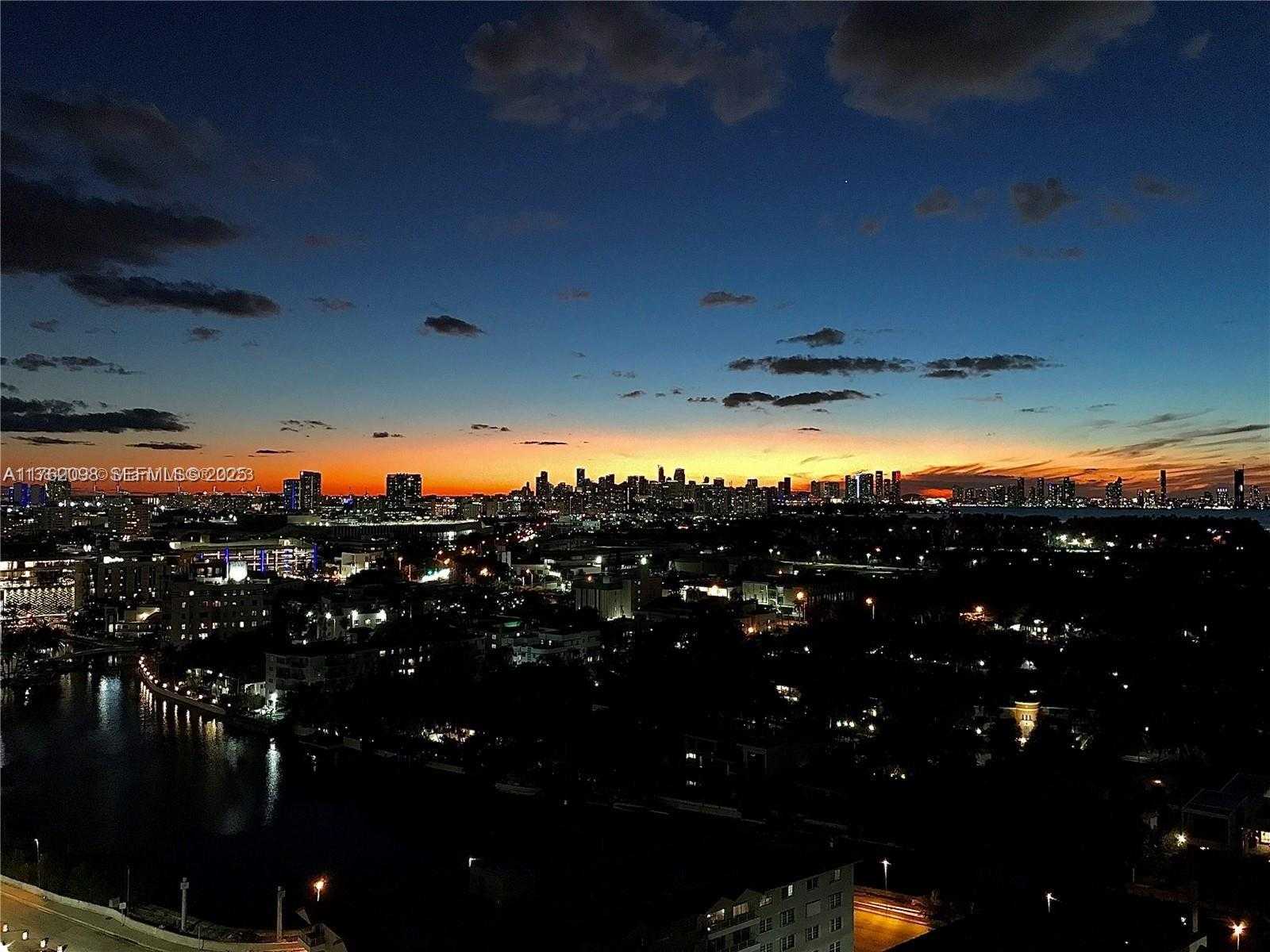 Small Image of 2655 COLLINS AVE #1906, Miami Beach Number 37