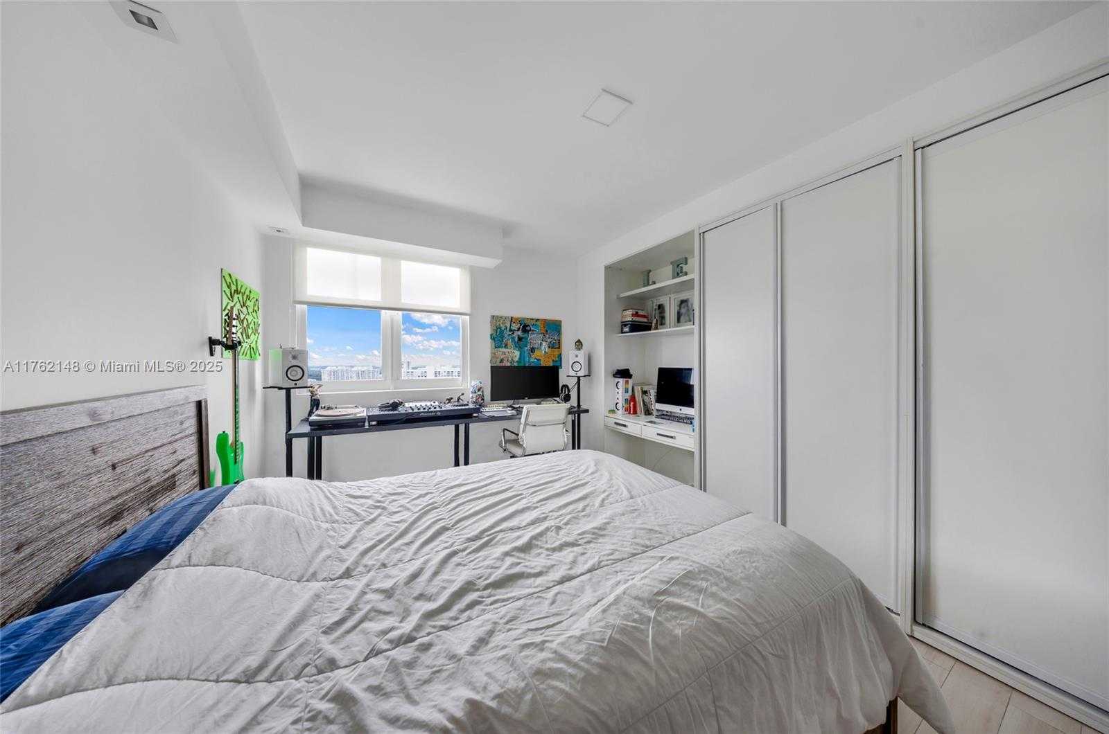 Small Image of 3301 NORTH EAST 183RD ST #2406, Aventura Number 41