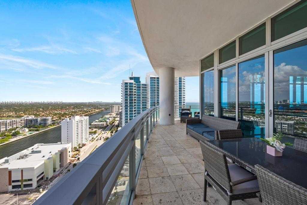 Small Image of 3535 SOUTH OCEAN DR #2606, Hollywood Number 23