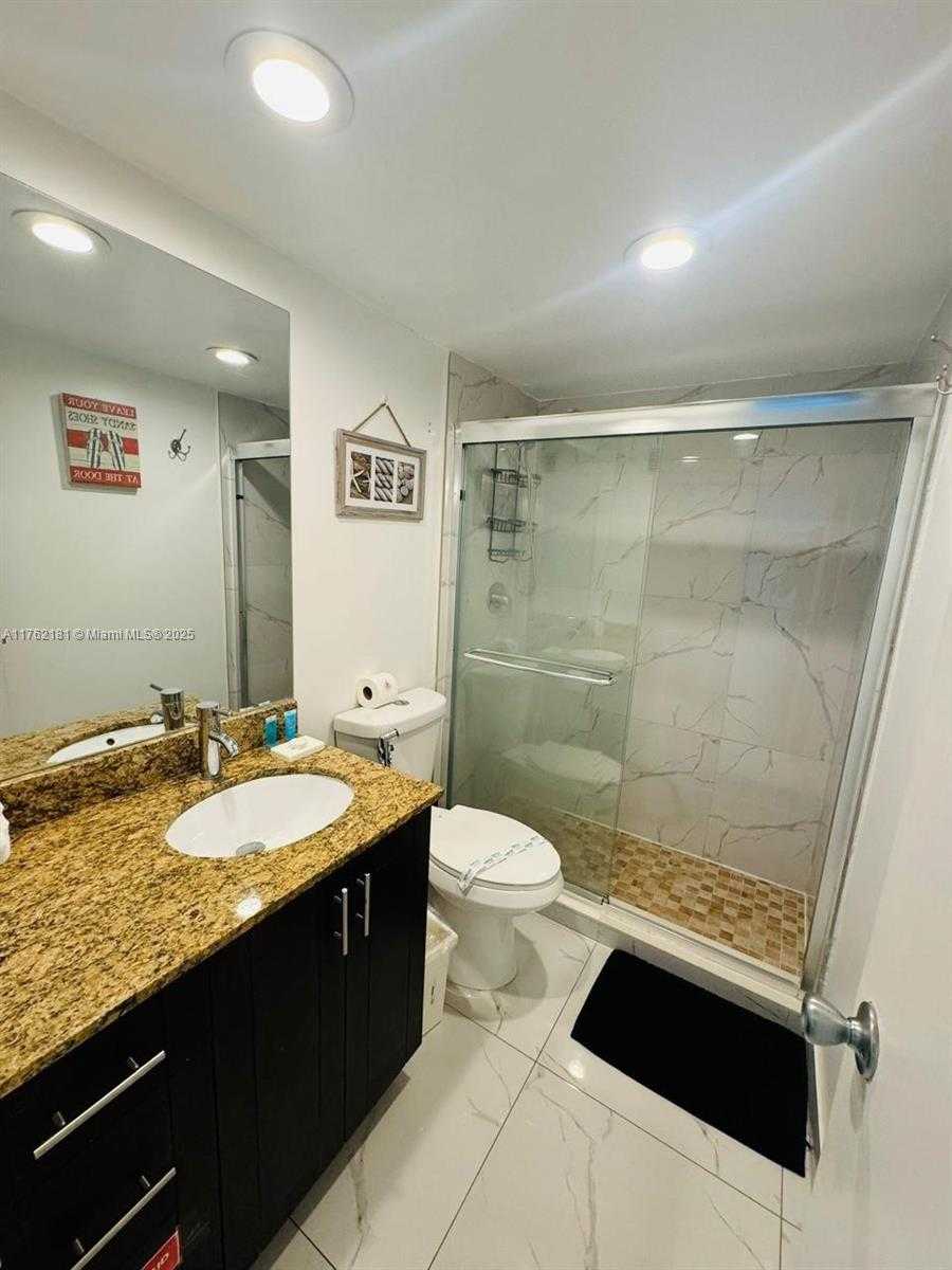 Small Image of 3901 SOUTH OCEAN DR #10G, Hollywood Number 6