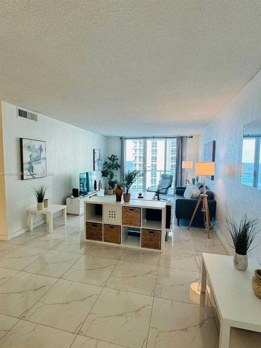 Small Image of 3901 SOUTH OCEAN DR #10G, Hollywood Number 9