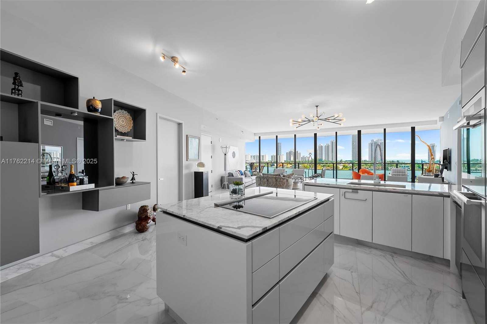 Small Image of 5500 ISLAND ESTATES DR #604, Aventura Number 12