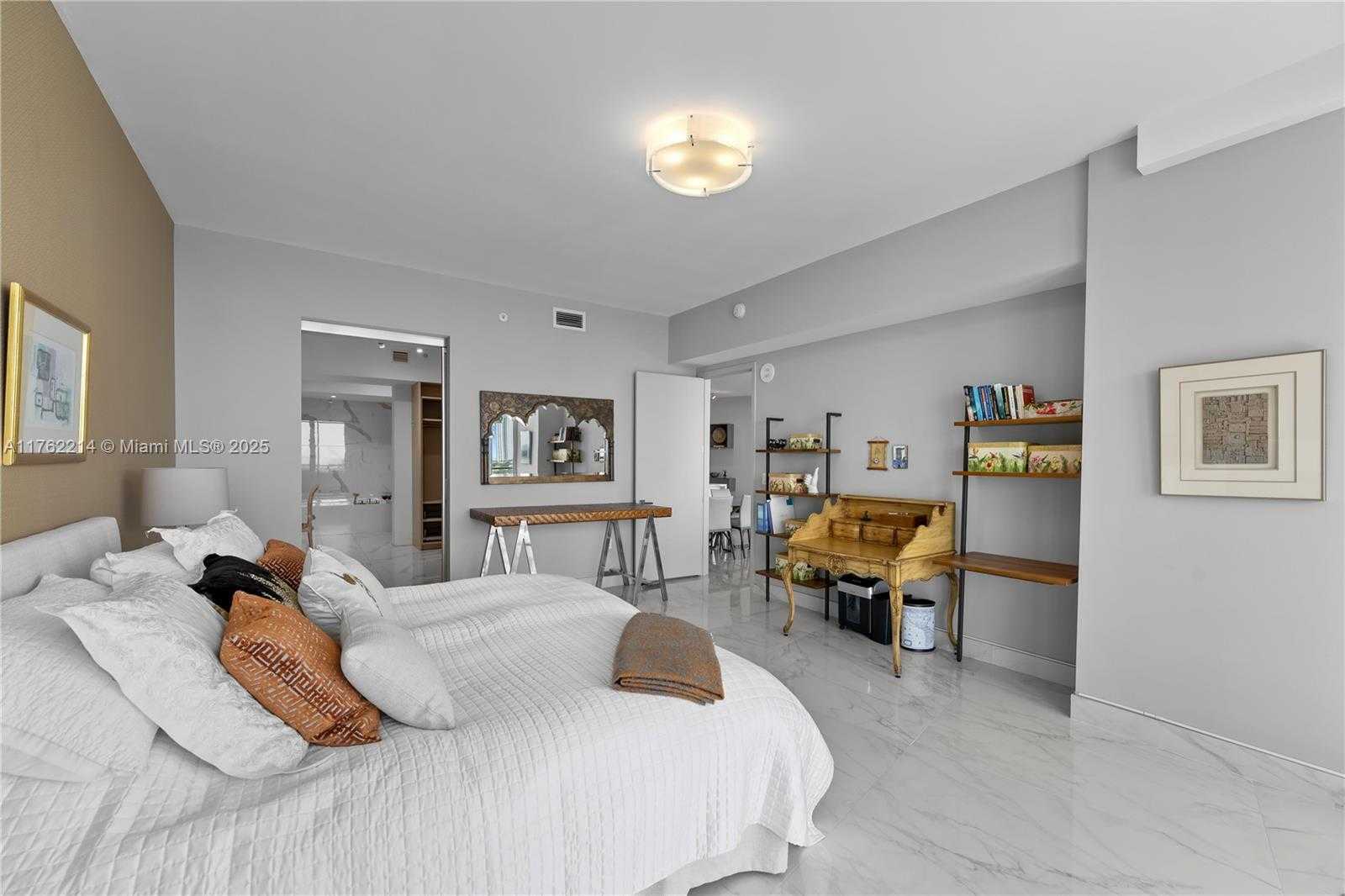 Small Image of 5500 ISLAND ESTATES DR #604, Aventura Number 14