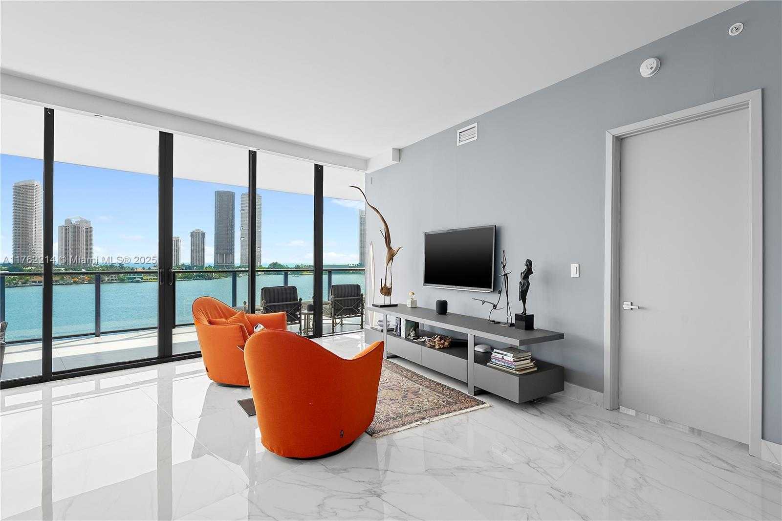 Small Image of 5500 ISLAND ESTATES DR #604, Aventura Number 3