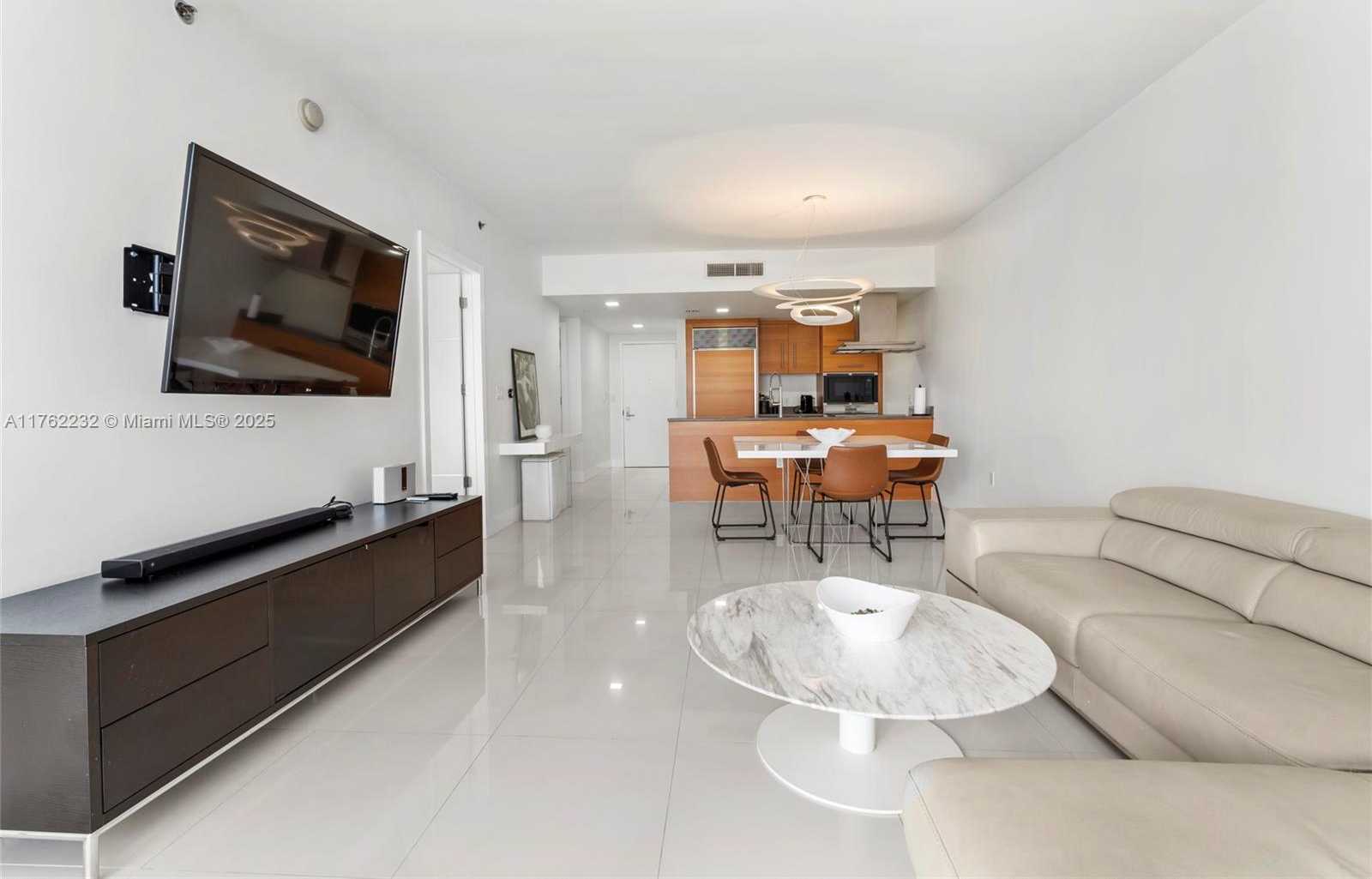 Small Image of 495 BRICKELL AVE #4907, Miami Number 20