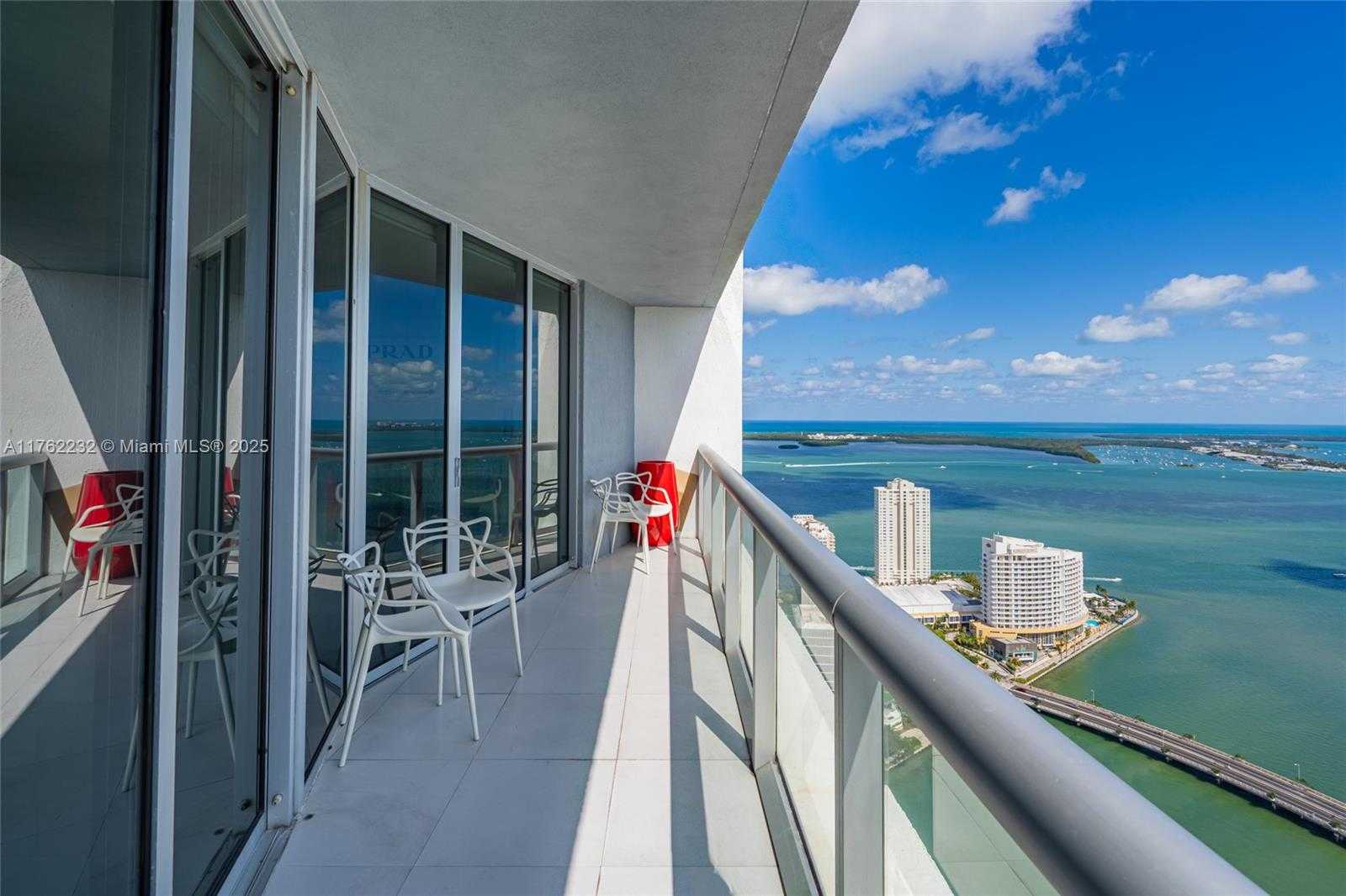 Small Image of 495 BRICKELL AVE #4907, Miami Number 31