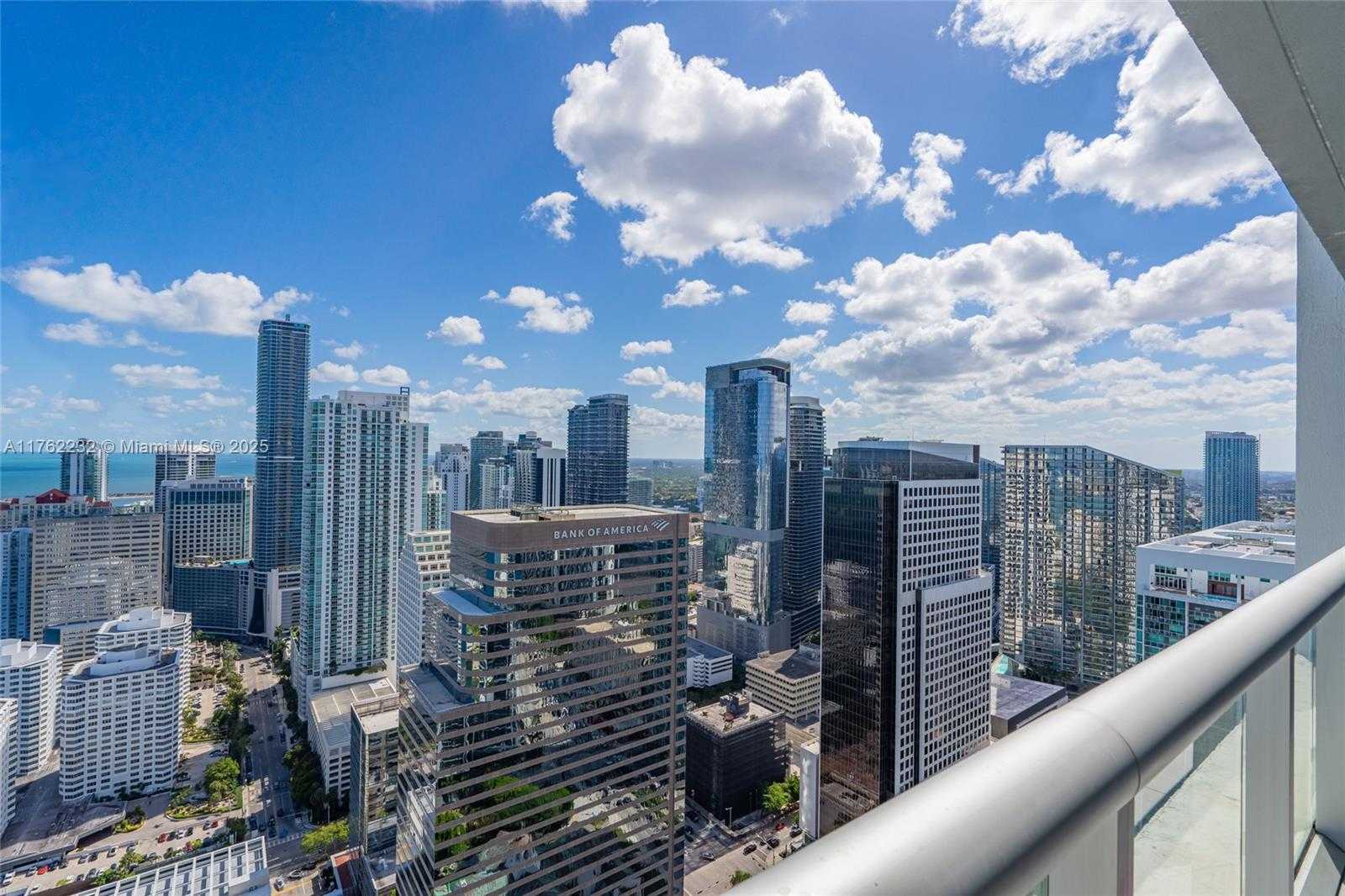 Small Image of 495 BRICKELL AVE #4907, Miami Number 37