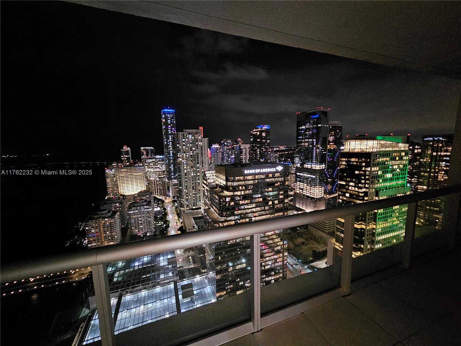 Small Image of 495 BRICKELL AVE #4907, Miami Number 40