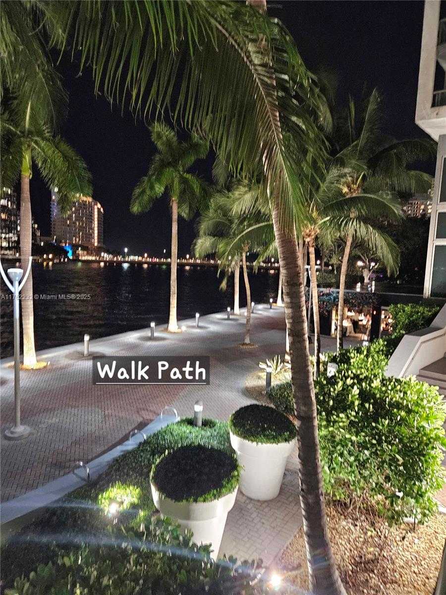 Small Image of 495 BRICKELL AVE #4907, Miami Number 46