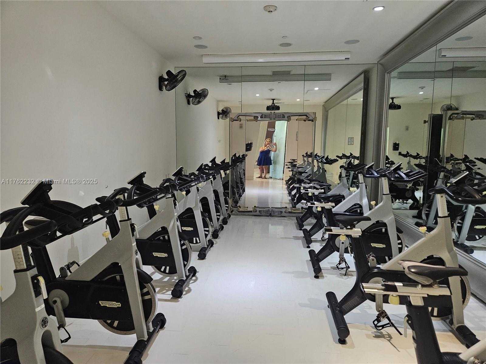 Small Image of 495 BRICKELL AVE #4907, Miami Number 57