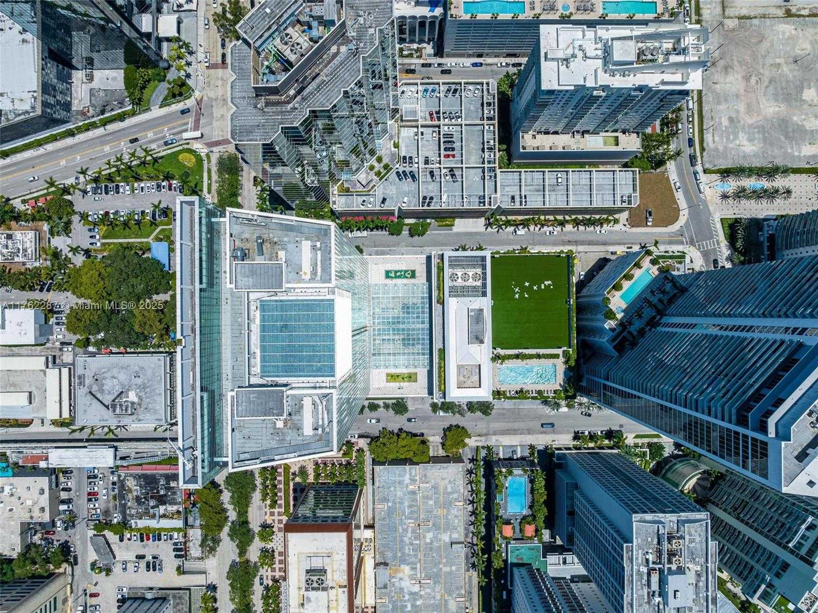 Small Image of 1395 BRICKELL AVE #3408, Miami Number 10