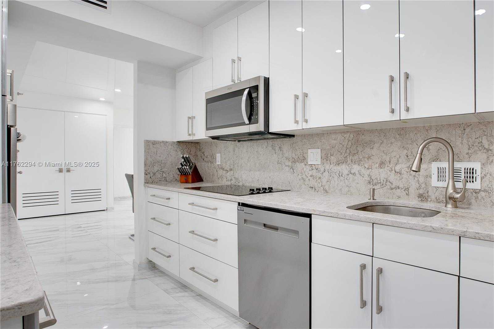 Small Image of 10185 COLLINS AVE #907, Bal Harbour Number 11