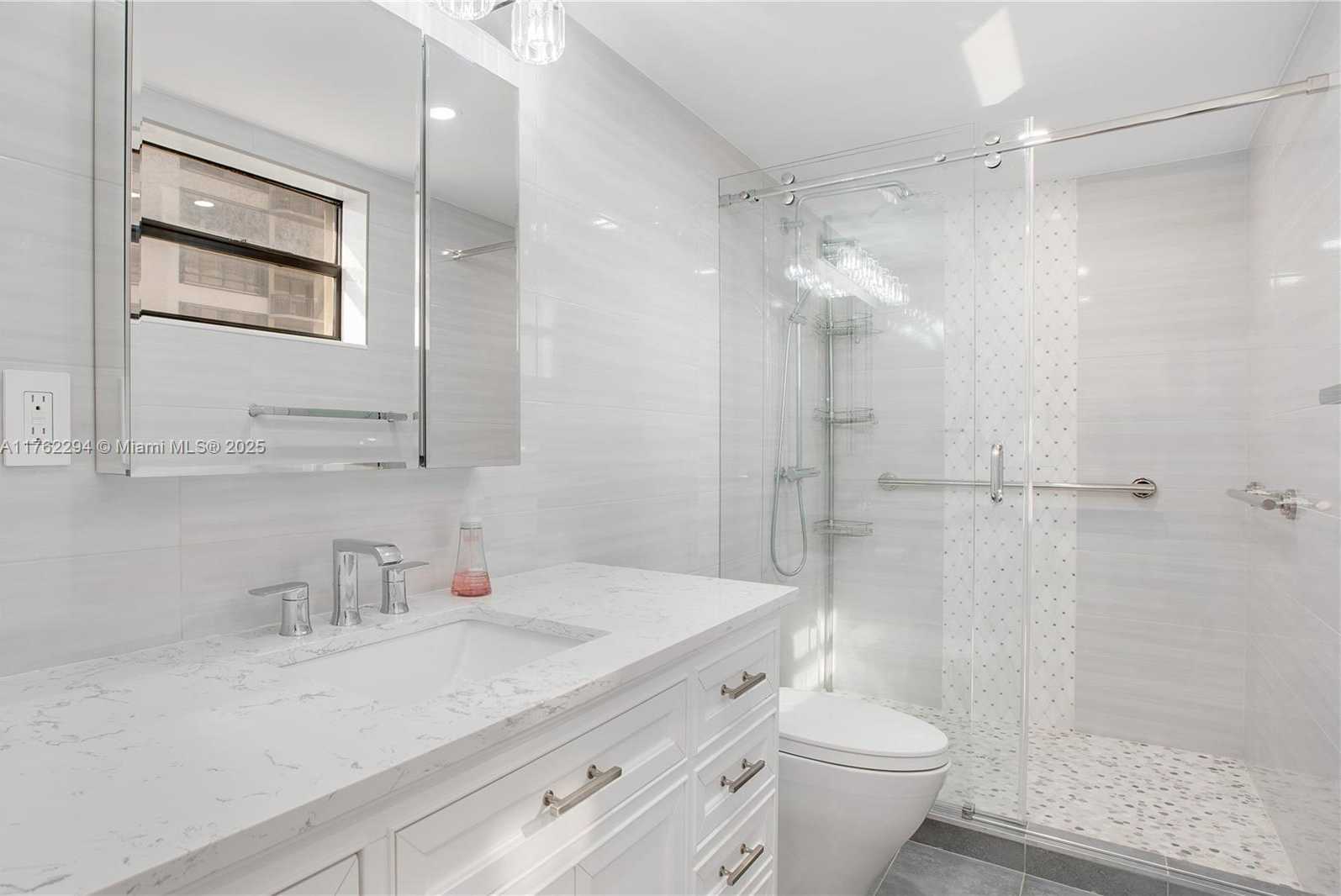 Small Image of 10185 COLLINS AVE #907, Bal Harbour Number 13