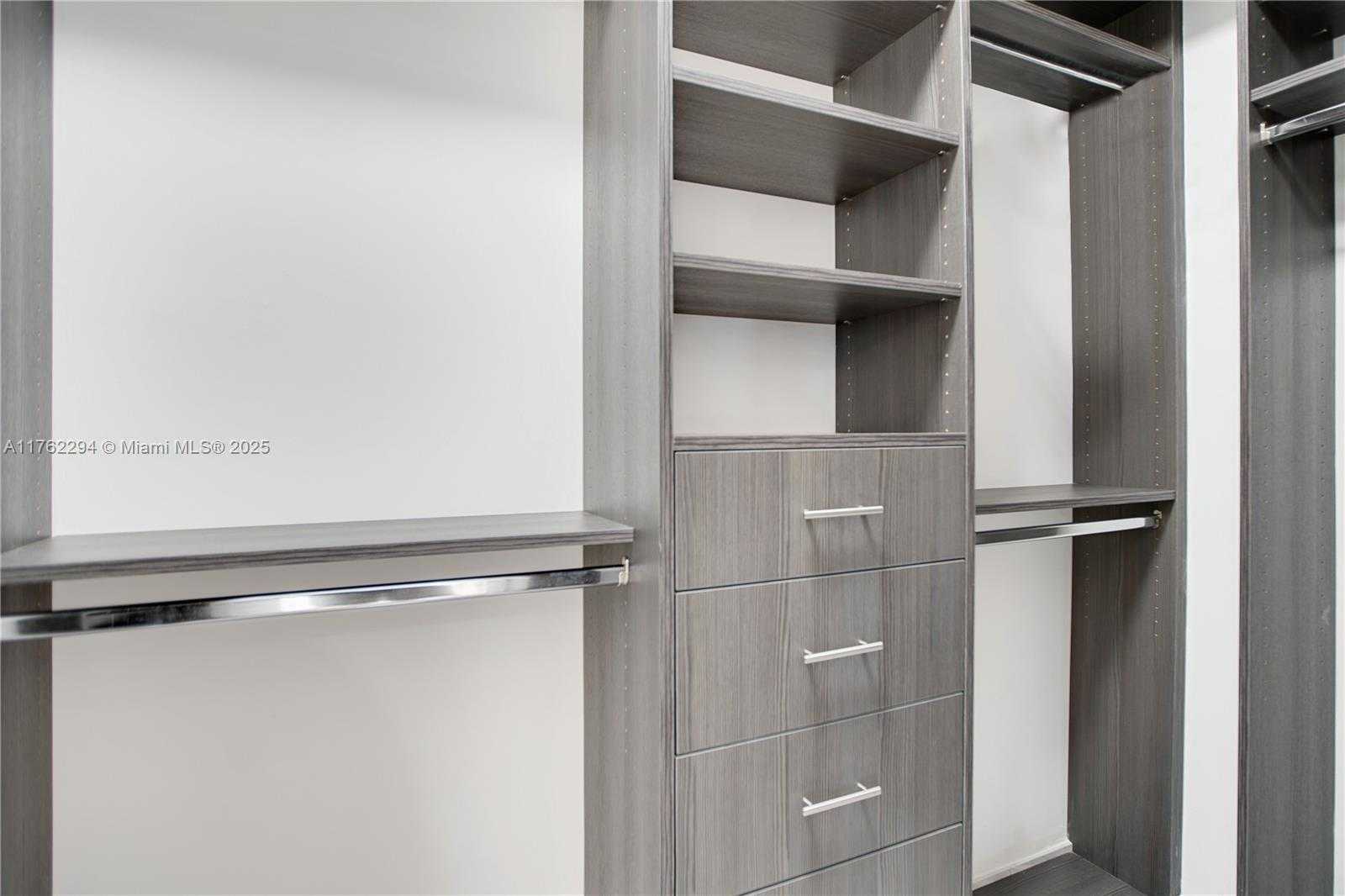 Small Image of 10185 COLLINS AVE #907, Bal Harbour Number 18