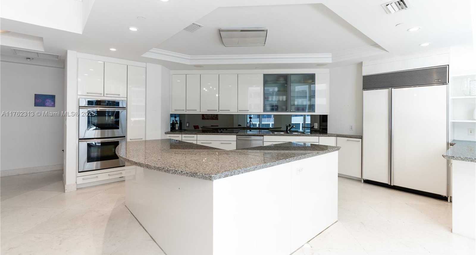 Small Image of 10225 COLLINS AVE #802, Bal Harbour Number 17