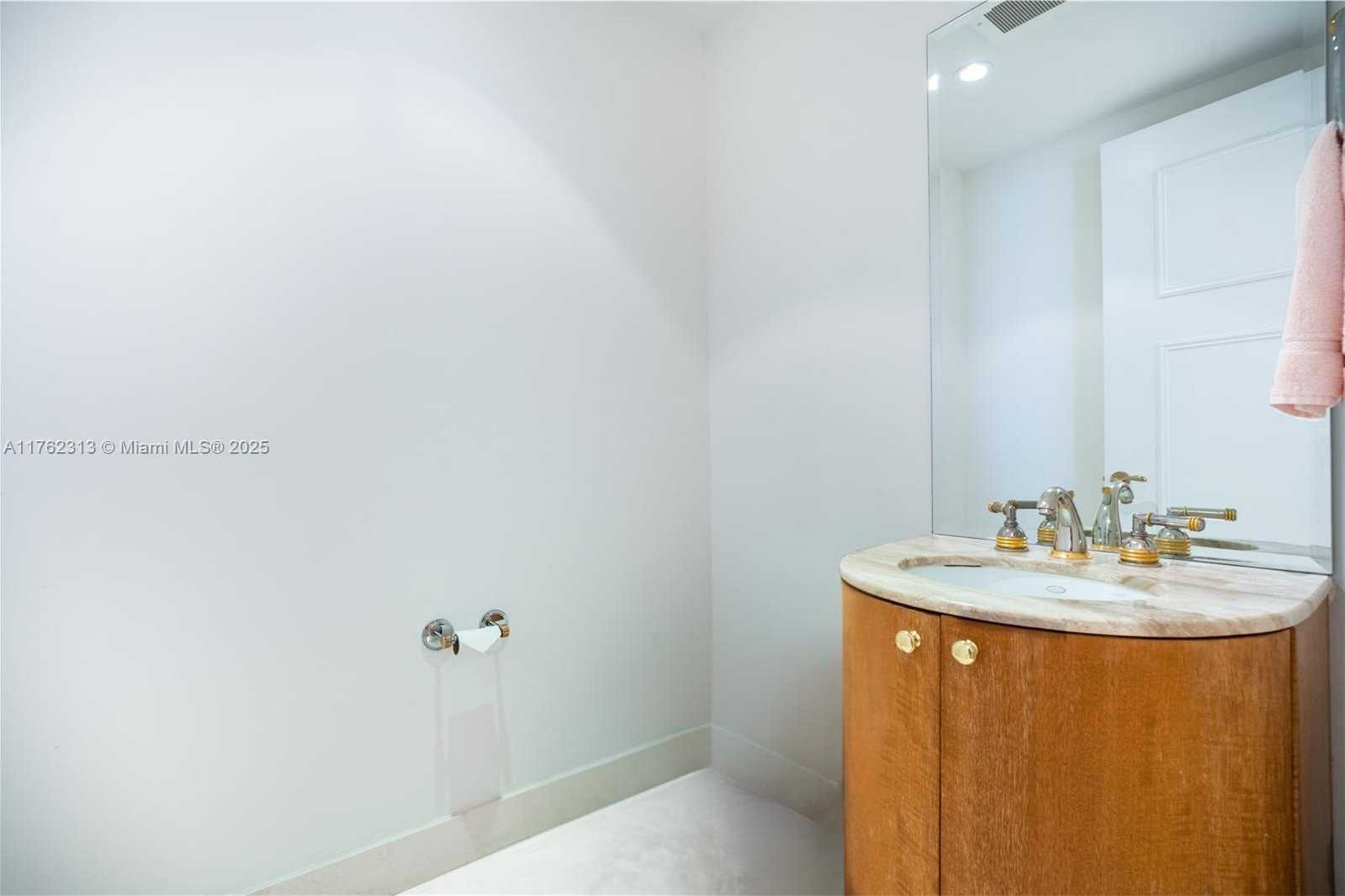 Small Image of 10225 COLLINS AVE #802, Bal Harbour Number 21