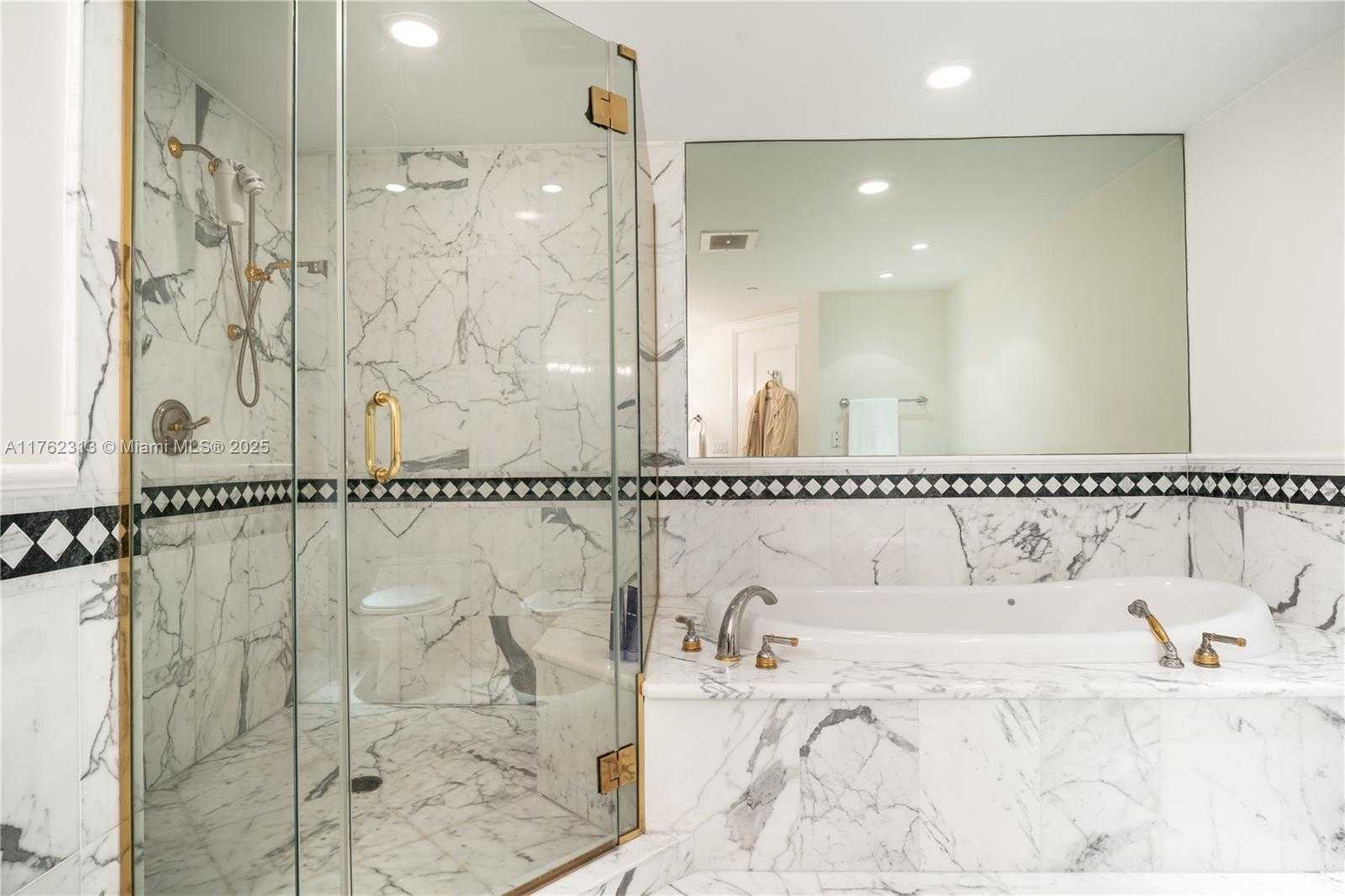 Small Image of 10225 COLLINS AVE #802, Bal Harbour Number 32