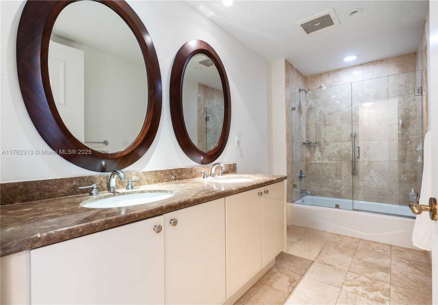 Small Image of 10225 COLLINS AVE #802, Bal Harbour Number 37