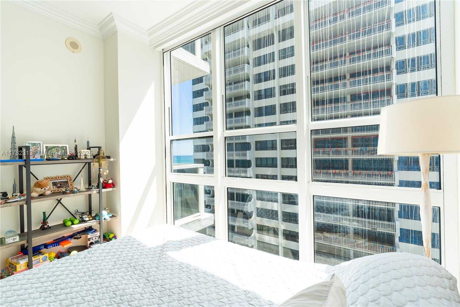 Small Image of 10225 COLLINS AVE #802, Bal Harbour Number 41