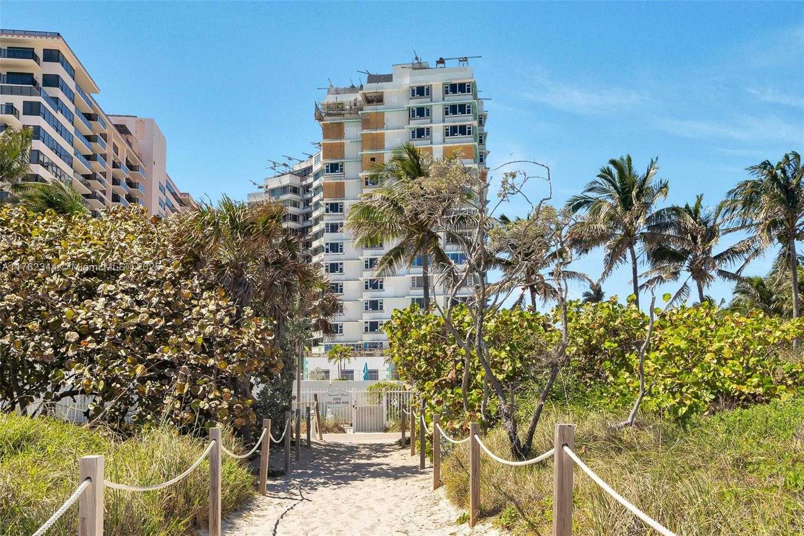 Small Image of 5255 Collins Ave, Miami, FL 33140, USA Number 34