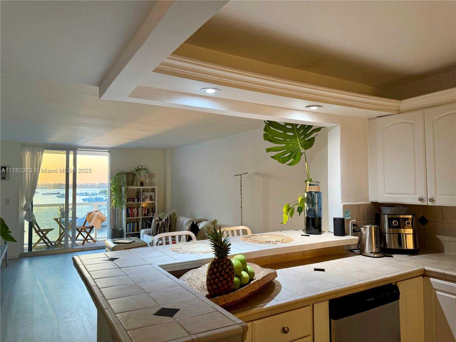 Small Image of 7928 WEST DR #307, North Bay Village Number 4